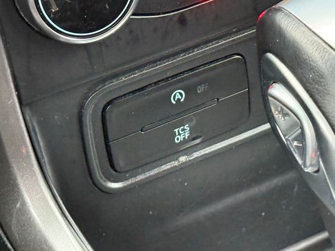 Used 2019 Ford EcoSport SE image 22