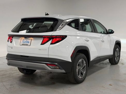 New 2026 Hyundai Tucson Blue SE w/ Tow & Go Package AWD/4WD image 4