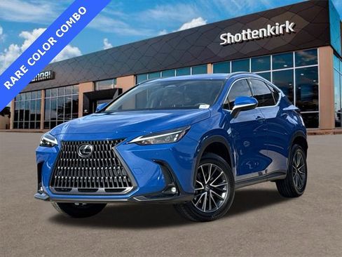 Used 2025 Lexus NX 250 FWD w/ Premium Package image 1