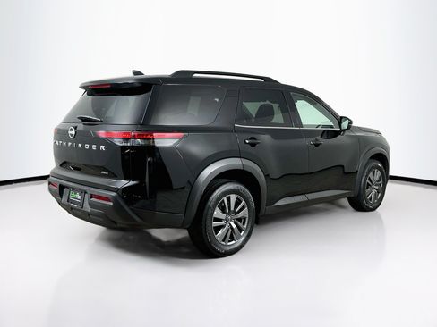 Used 2025 Nissan Pathfinder SV AWD/4WD image 9