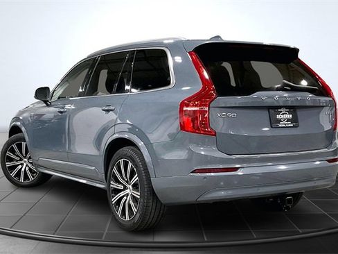Certified 2023 Volvo XC90 B5 Core w/ Protection Package Premier image 13