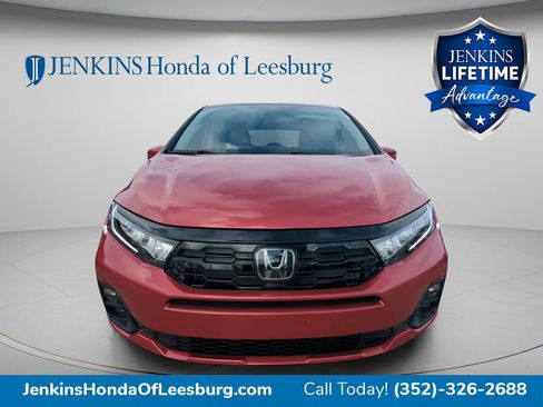 New 2026 Honda Odyssey Touring image 7