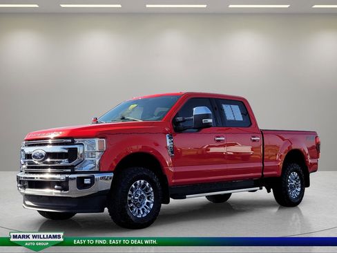 Certified 2022 Ford F250 XLT w/ XLT Premium Package AWD/4WD image 8