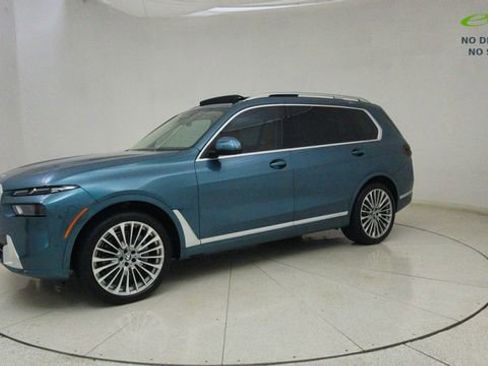 Used 2024 BMW X7 xDrive40i AWD/4WD image 71