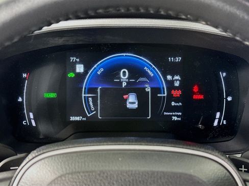 Used 2023 Toyota Corolla Cross AWD Hybrid w/ Convenience Package image 12