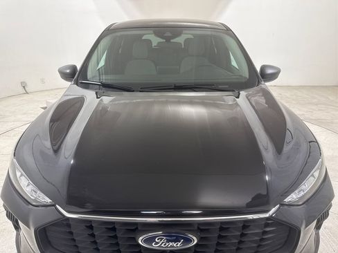 Used 2025 Ford Escape Active AWD/4WD image 19