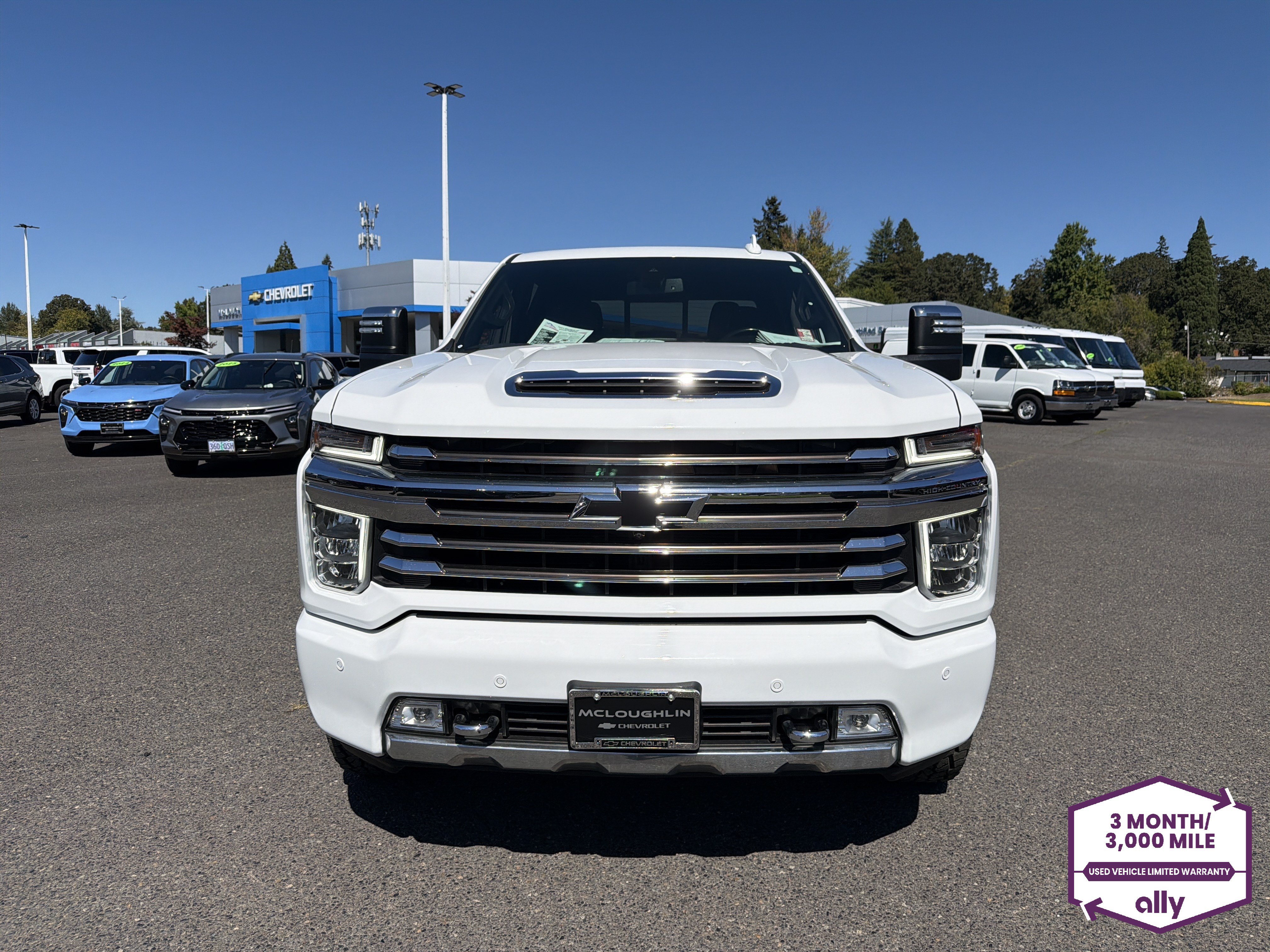 Used 2022 Chevrolet Silverado 3500 High Country w/ Safety Package II AWD/4WD image 8