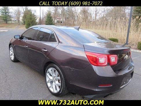 Used 2015 Chevrolet Malibu LTZ image 2