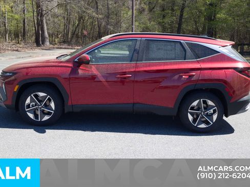 Used 2025 Hyundai Tucson SEL FWD image 10
