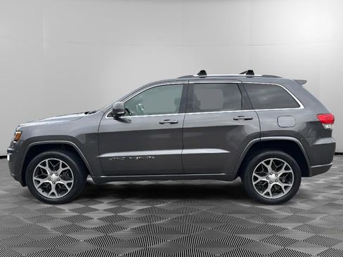 Used 2018 Jeep Grand Cherokee Limited image 5