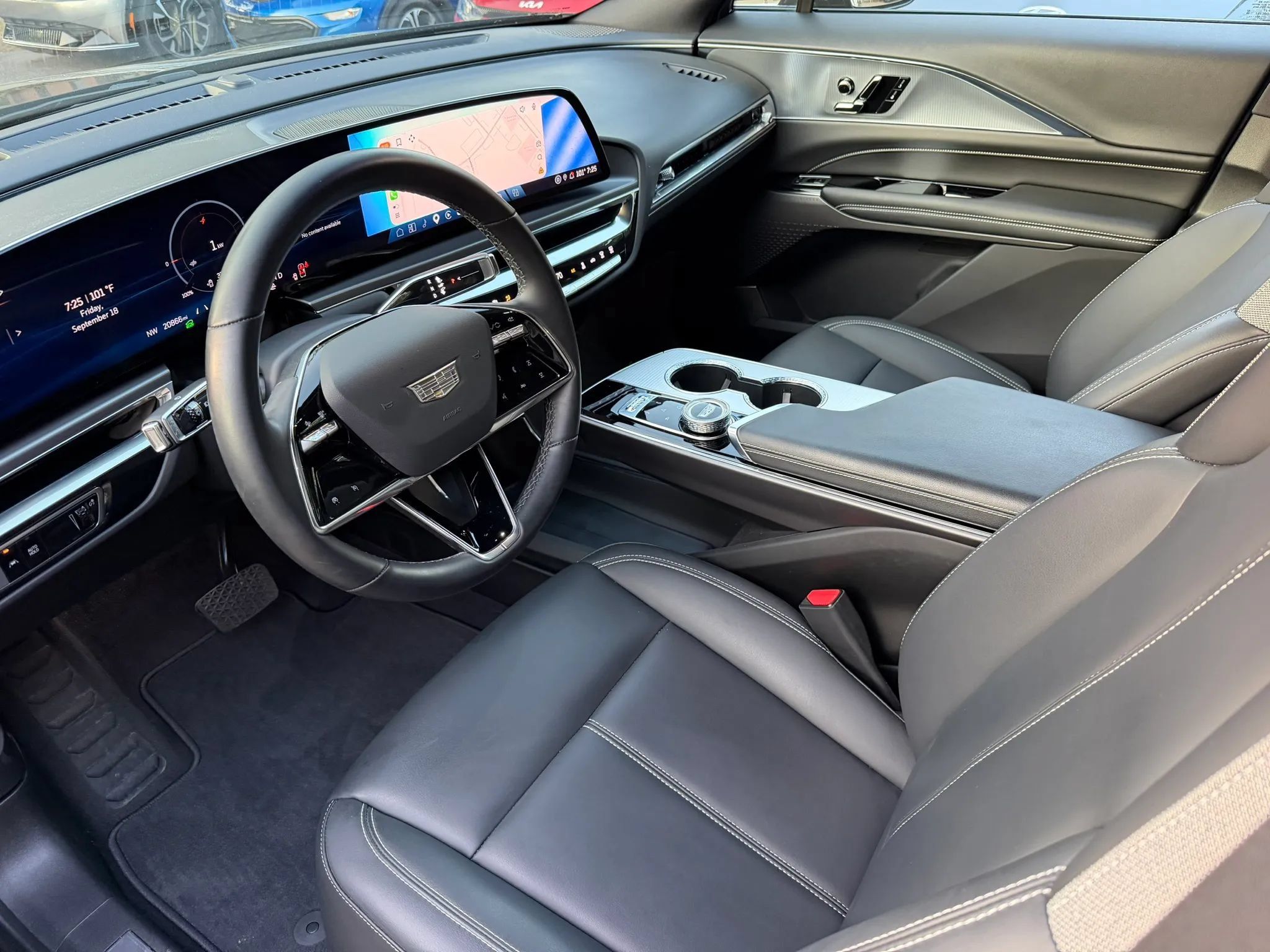 Used 2024 Cadillac Lyriq Tech w/ Driver Assist Package AWD/4WD image 14