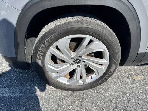 Used 2020 Volkswagen Atlas Cross Sport SEL AWD/4WD image 30