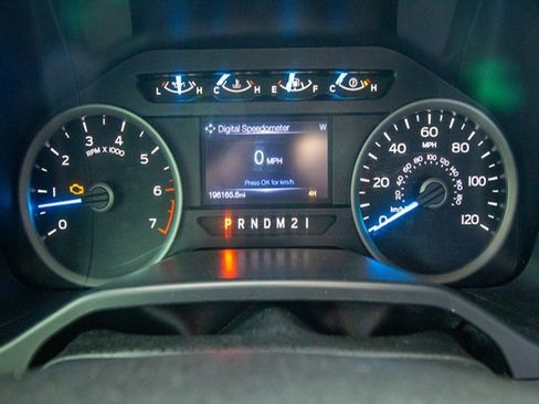 Used 2015 Ford F150 XLT w/ Equipment Group 302A Luxury image 21