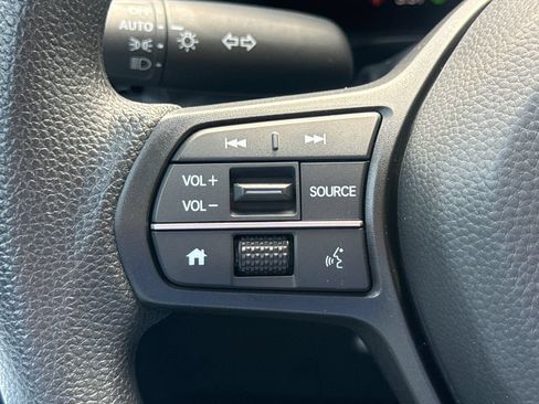 Certified 2025 Honda CR-V LX image 30