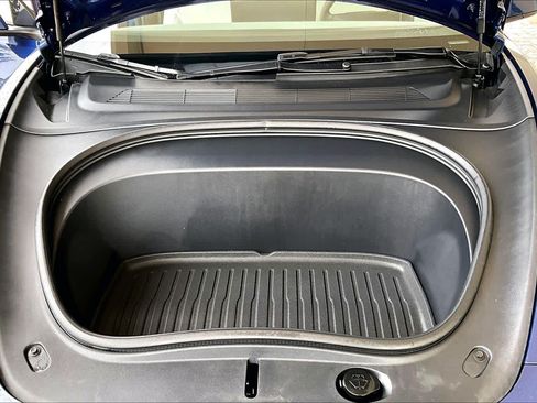 Used 2025 Tesla Model 3 Long Range RWD image 28