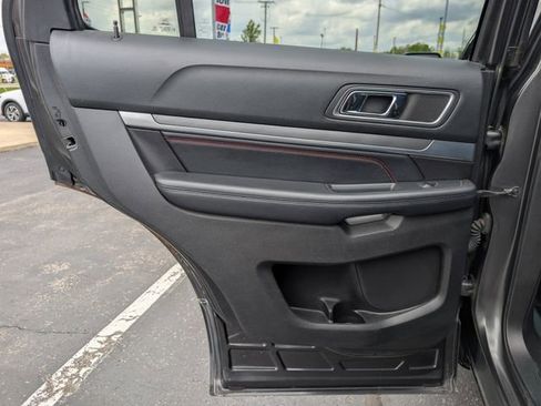 Used 2017 Ford Explorer Sport AWD/4WD image 14