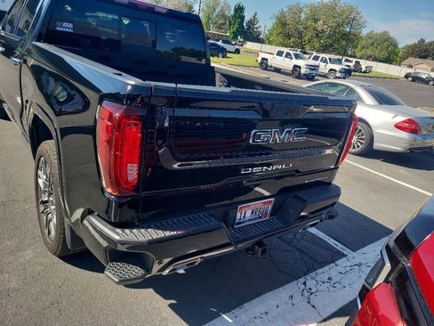 Used 2023 GMC Sierra 1500 Denali Ultimate AWD/4WD image 6