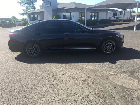 Used 2018 Genesis G80 3.3T Sport RWD image 2