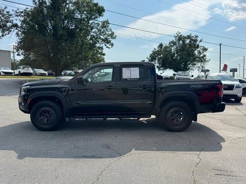 Certified 2025 Nissan Frontier PRO-4X w/ Pro Premium Package AWD/4WD image 6