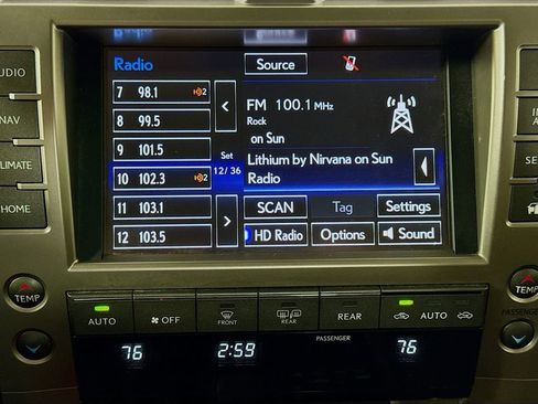 Used 2020 Lexus GX 460 Premium w/ Premium Package image 15