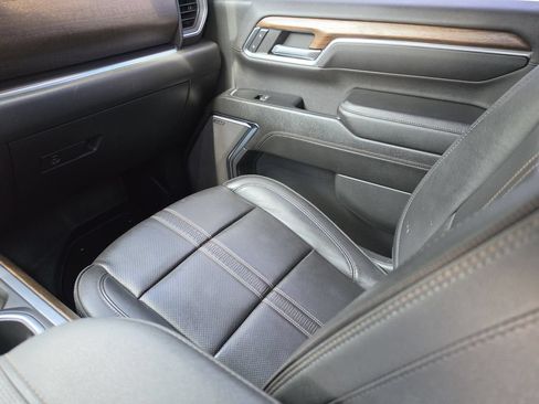 Used 2024 Chevrolet Silverado 3500 High Country w/ High Country Premium Package AWD/4WD image 16