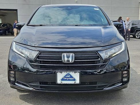 Certified 2023 Honda Odyssey Sport image 2