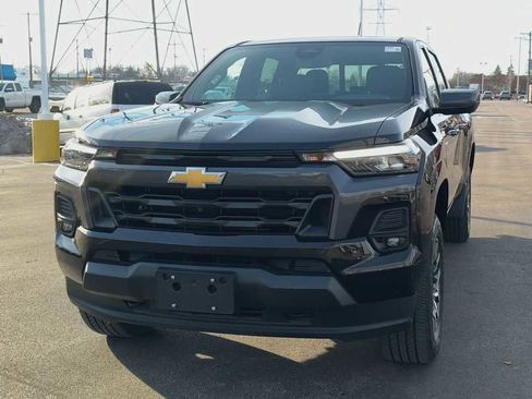 Used 2023 Chevrolet Colorado LT w/ LT Convenience Package III image 7
