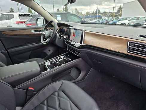 New 2026 Volkswagen Atlas SE AWD/4WD image 42