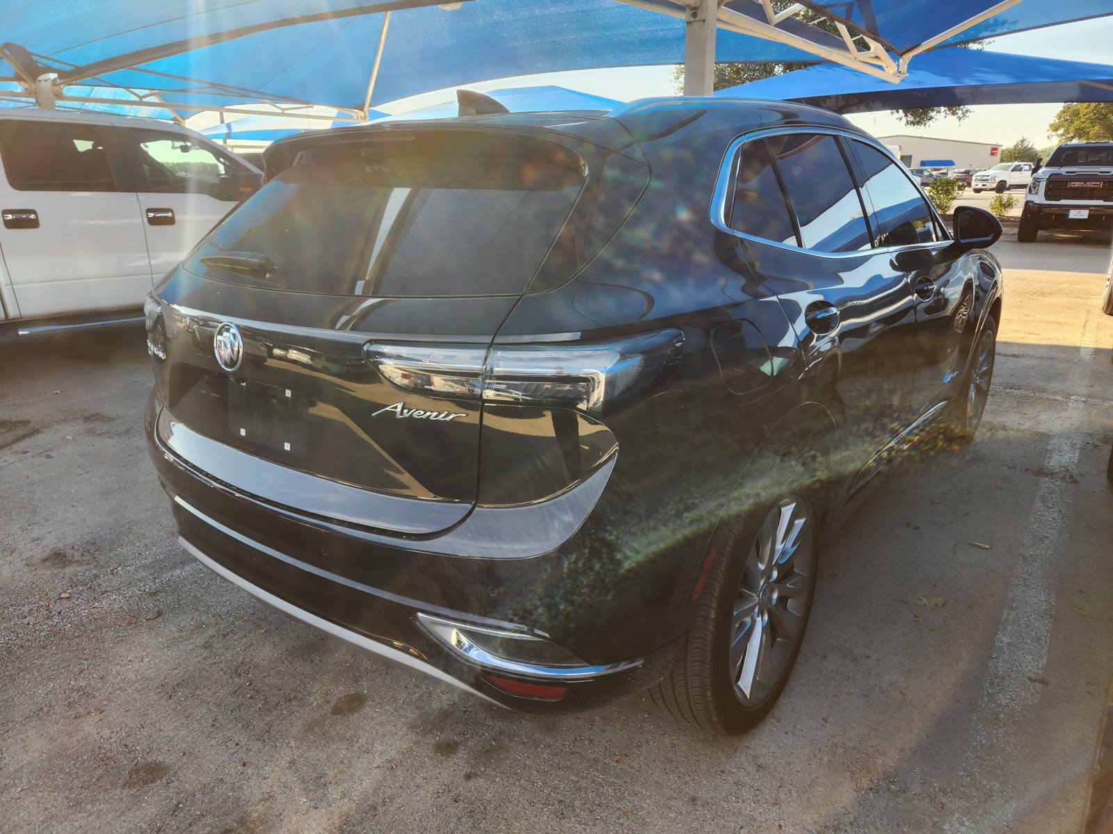 Used 2023 Buick Envision Avenir AWD/4WD image 4