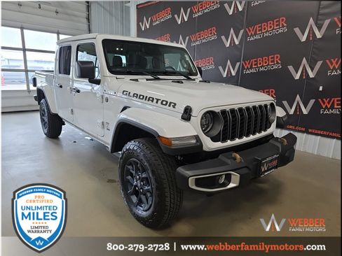 New 2026 Jeep Gladiator Sport AWD/4WD image 1