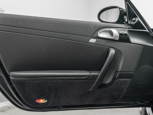 Used 2007 Porsche 911 GT3 RWD image 37