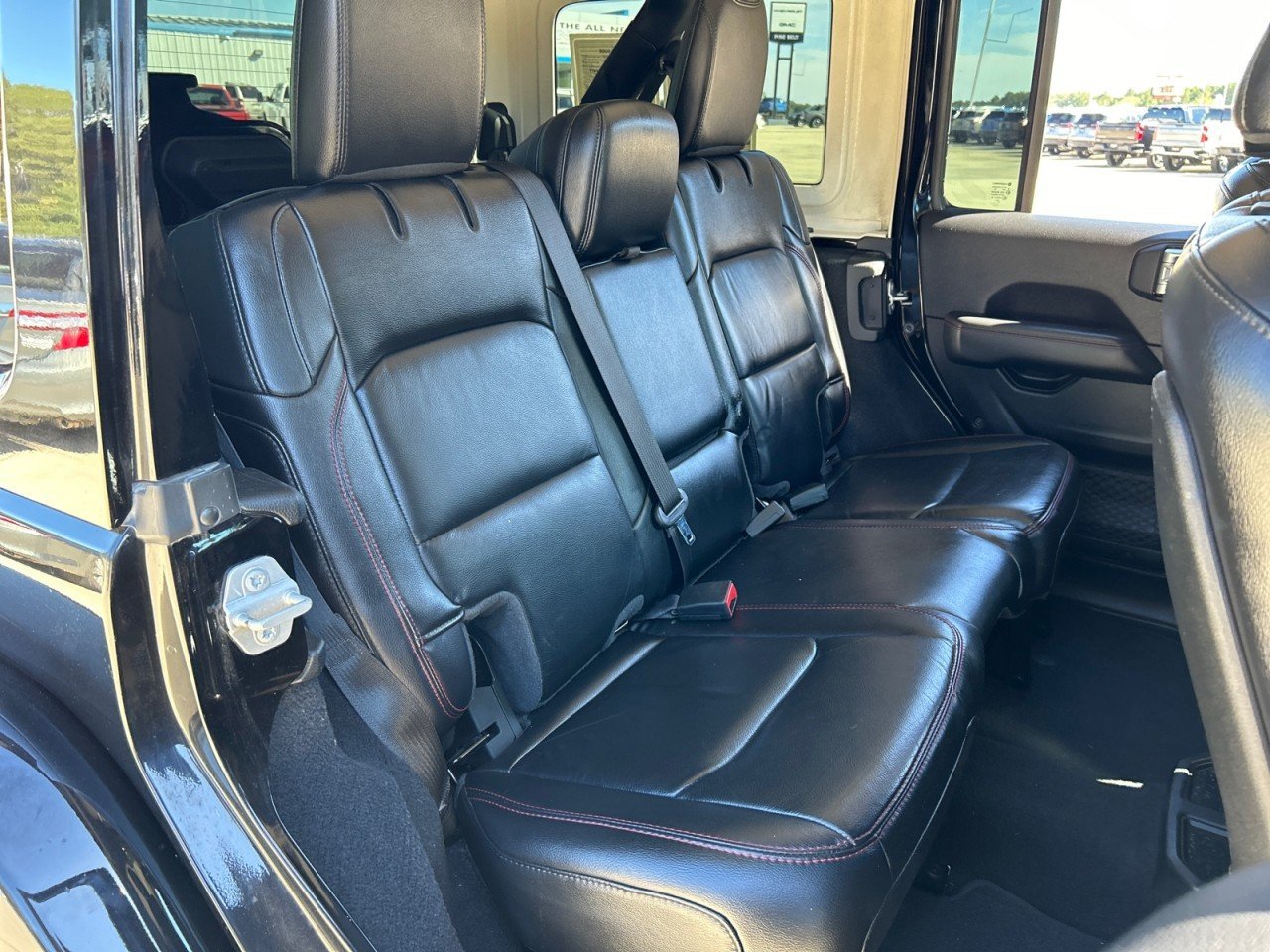Used 2020 Jeep Wrangler Unlimited Rubicon AWD/4WD image 21