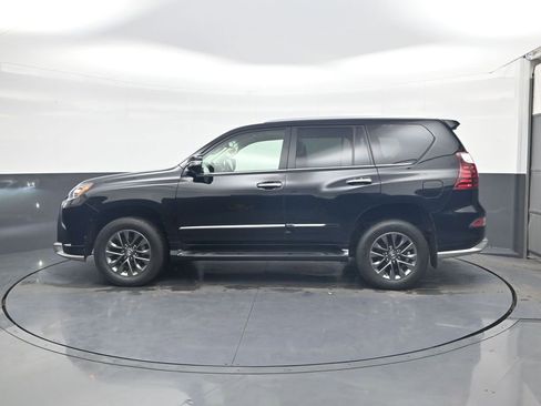Used 2018 Lexus GX 460 Premium image 3