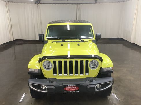 Used 2023 Jeep Wrangler Unlimited Sahara AWD/4WD image 2