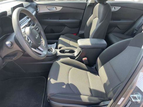 Used 2023 Kia Forte LXS image 13