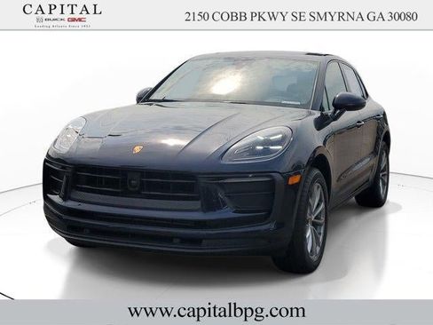 Used 2023 Porsche Macan AWD/4WD image 1