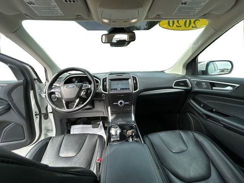Used 2020 Ford Edge Titanium w/ Class II Trailer Tow Package AWD/4WD image 22