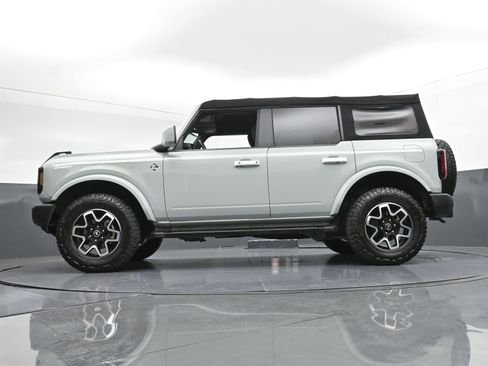 Used 2022 Ford Bronco Outer Banks image 24