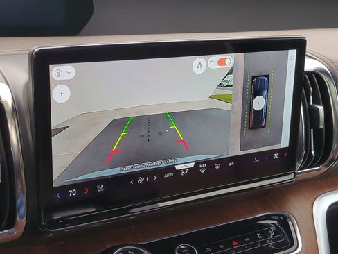 Used 2025 Ford Expedition King Ranch image 25