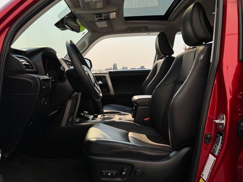 Certified 2022 Toyota 4Runner Limited AWD/4WD image 9
