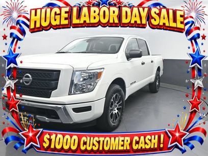 Used 2022 Nissan Titan SV