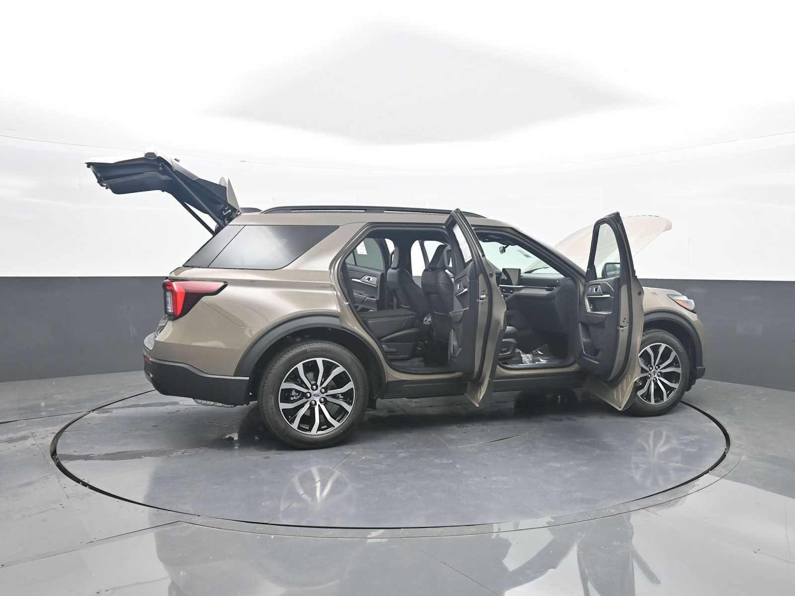 New 2026 Ford Explorer ST-Line AWD/4WD image 70