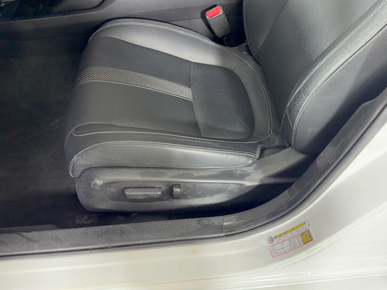 Certified 2019 Honda Civic Touring image 16