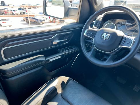 Used 2025 RAM 1500 Laramie image 11