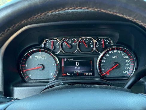 Used 2016 GMC Sierra 1500 SLT w/ All-Terrain Package AWD/4WD image 19