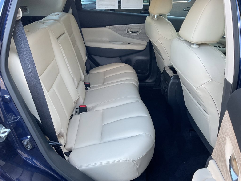 Used 2023 Nissan Murano SV w/ Cargo Package AWD/4WD image 18