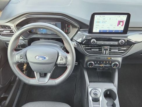 Used 2024 Ford Escape ST-Line image 27