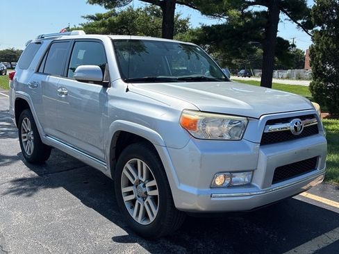 Used 2011 Toyota 4Runner Limited AWD/4WD image 6