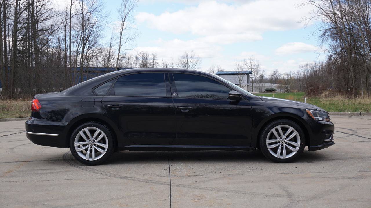Used 2019 Volkswagen Passat 2.0T Wolfsburg FWD image 6
