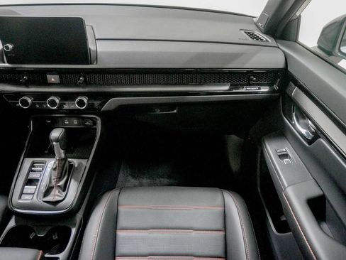 Used 2026 Honda CR-V Sport Touring image 31